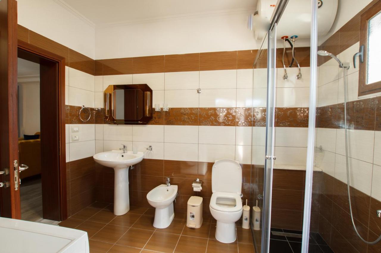 The Luxe Apartments Gjirokaster Bagian luar foto
