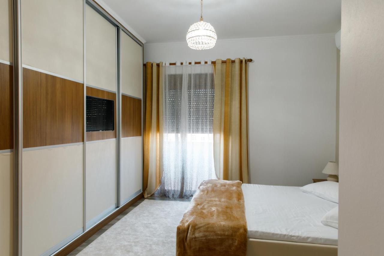 The Luxe Apartments Gjirokaster Bagian luar foto
