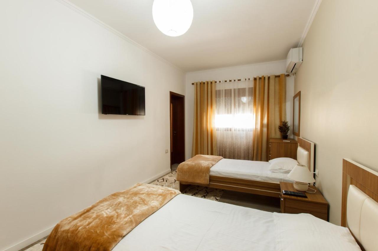 The Luxe Apartments Gjirokaster Bagian luar foto