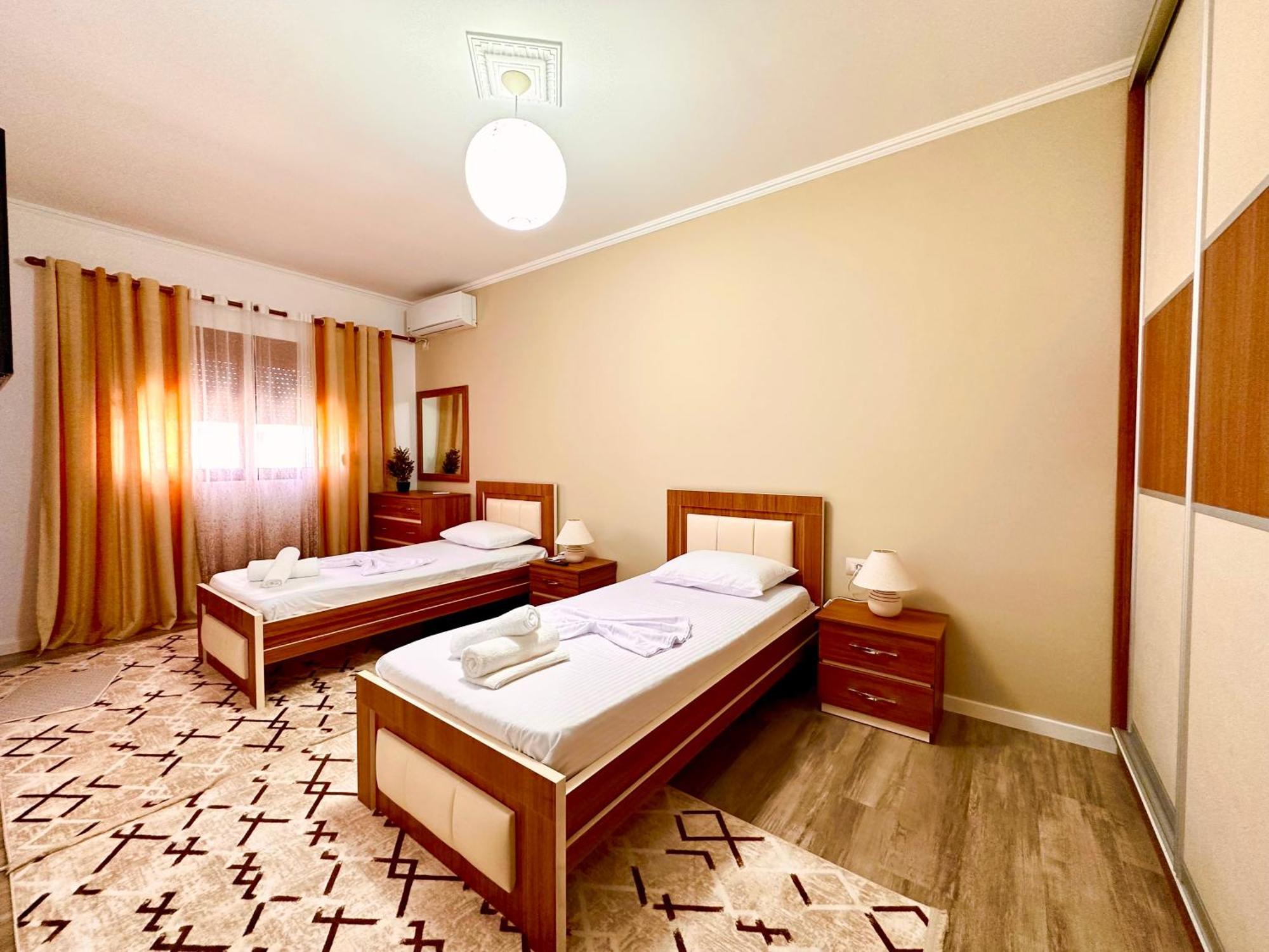 The Luxe Apartments Gjirokaster Bagian luar foto