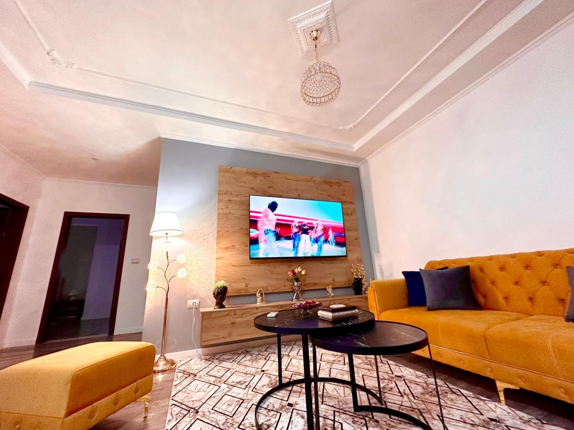 The Luxe Apartments Gjirokaster Bagian luar foto