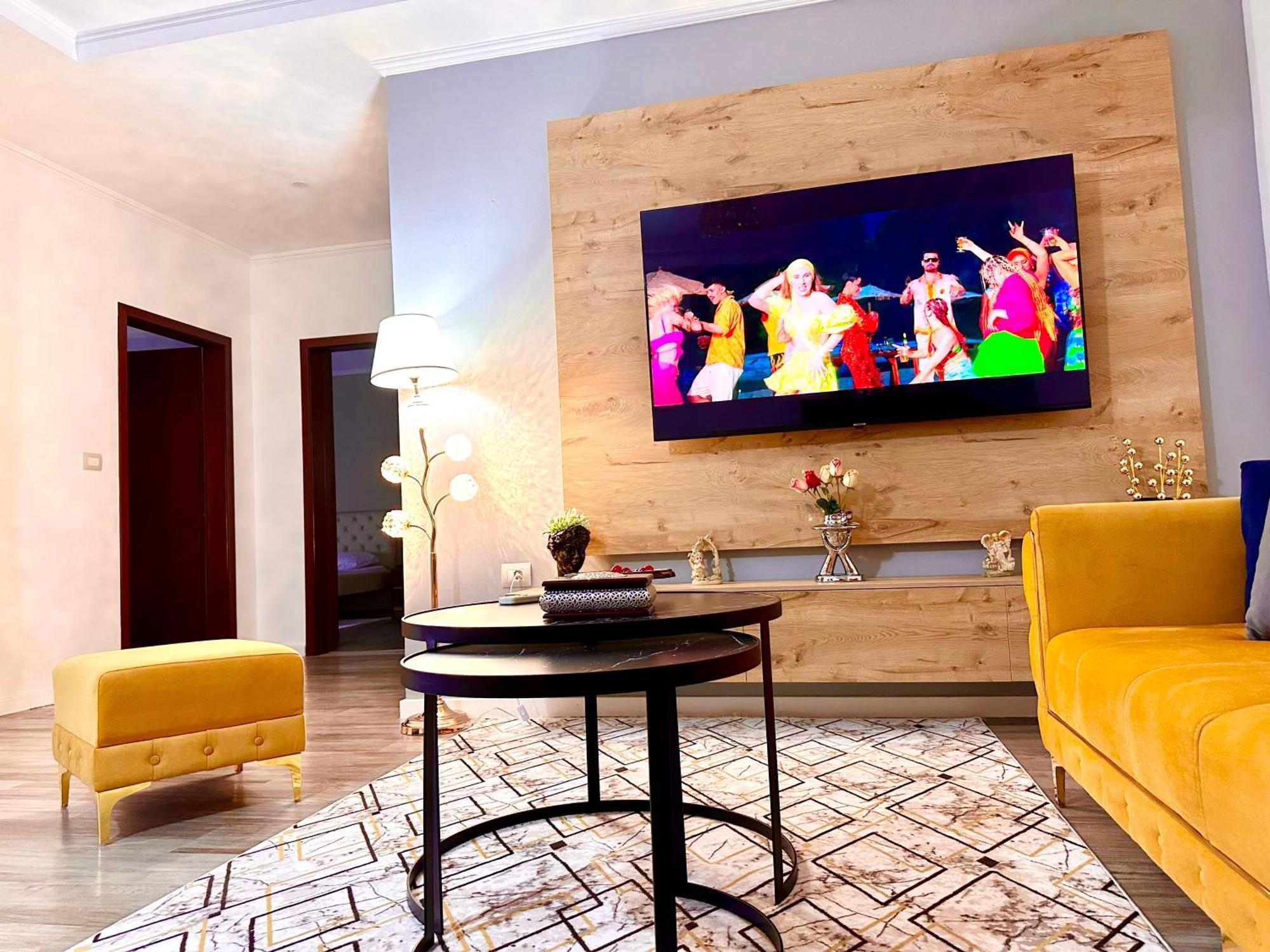 The Luxe Apartments Gjirokaster Bagian luar foto
